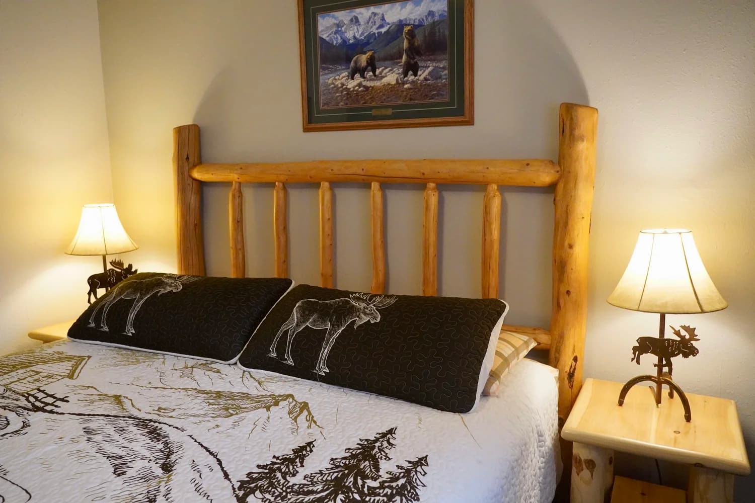 Rocky Mountain Lodge photo 2